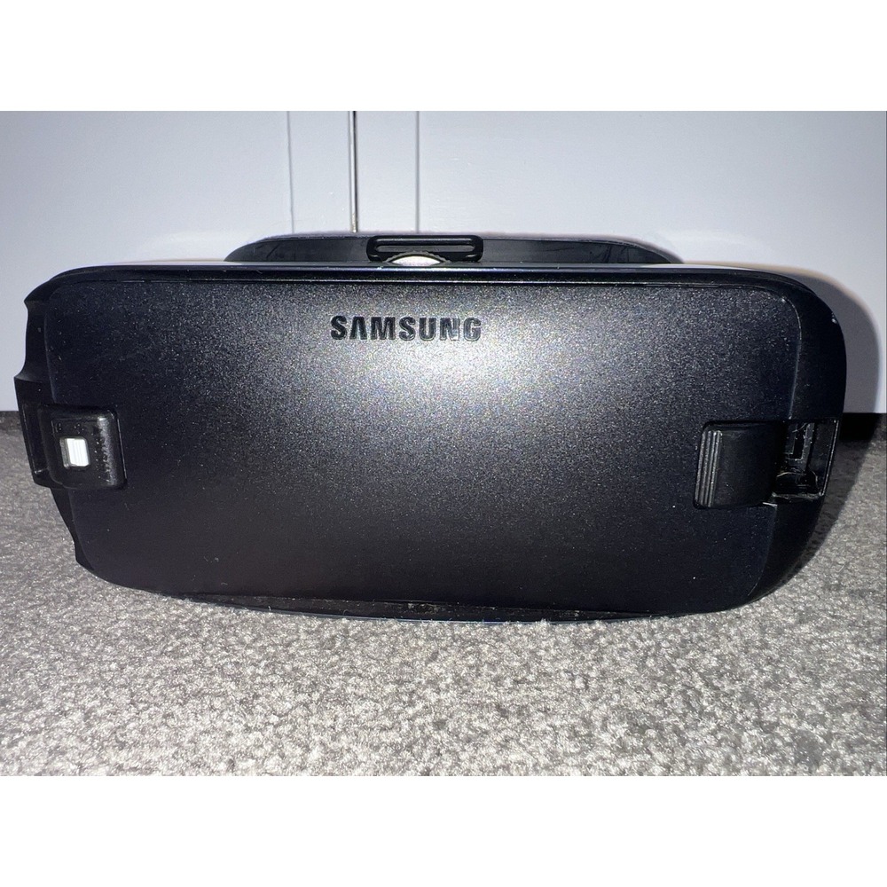 Samsung Gear VR (2016) SM-R323N Virtual Reality Headset - Blue Black Untested